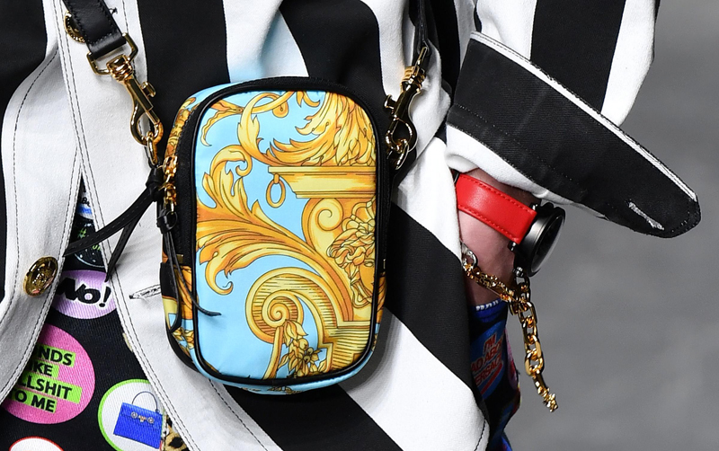 VERSACE MİLANO ERKEK MODA HAFTASINDA