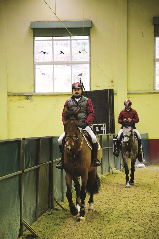 ENGEL ATLAMA BİNİCİLİK YARIŞMALARI