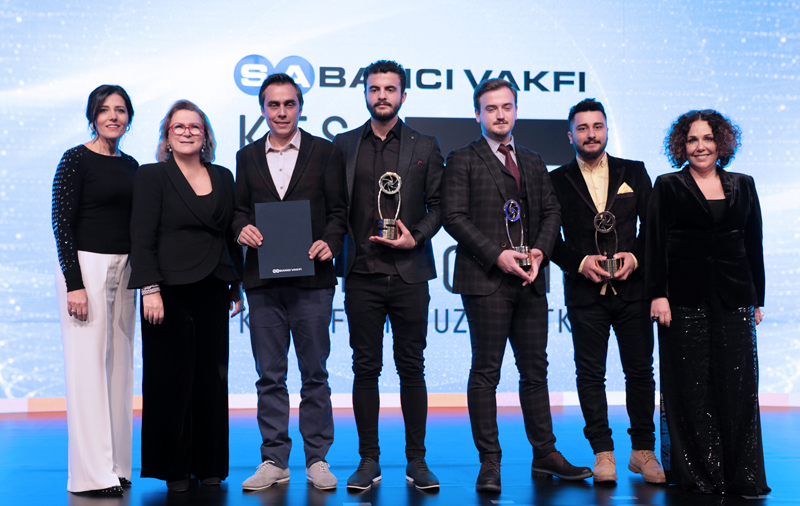 SABANCI VAKFI GENÇ YETENEKLERİ ÖDÜLLENDİRDİ