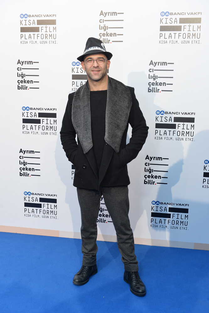 SABANCI VAKFI GENÇ YETENEKLERİ ÖDÜLLENDİRDİ