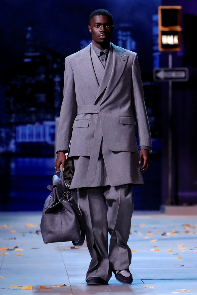 LOUIS VUITTON SONBAHAR/KIŞ 2019/2020 ERKEK KOLEKSİYONU TANITILDI