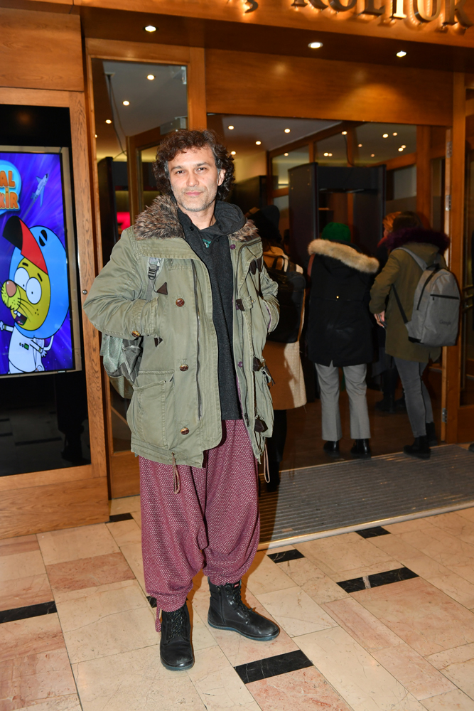 'MANİK ATAK' OYUNUNA RENKLİ GALA