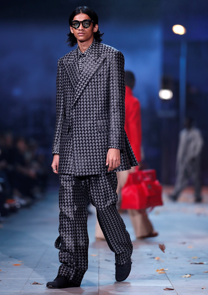 LOUIS VUITTON SONBAHAR/KIŞ 2019/2020 ERKEK KOLEKSİYONU TANITILDI