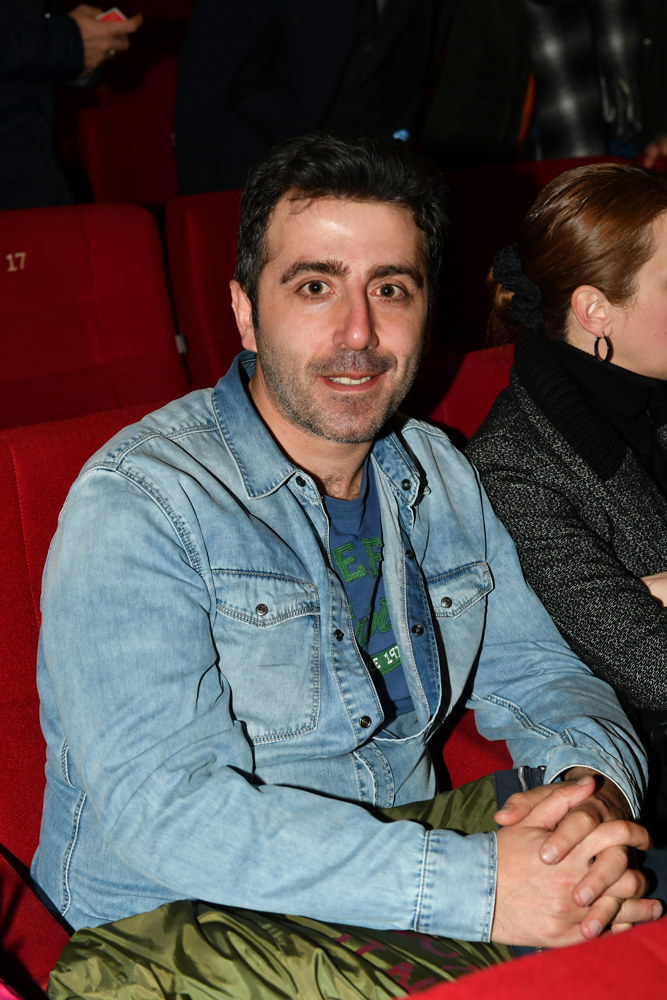 'MANİK ATAK' OYUNUNA RENKLİ GALA