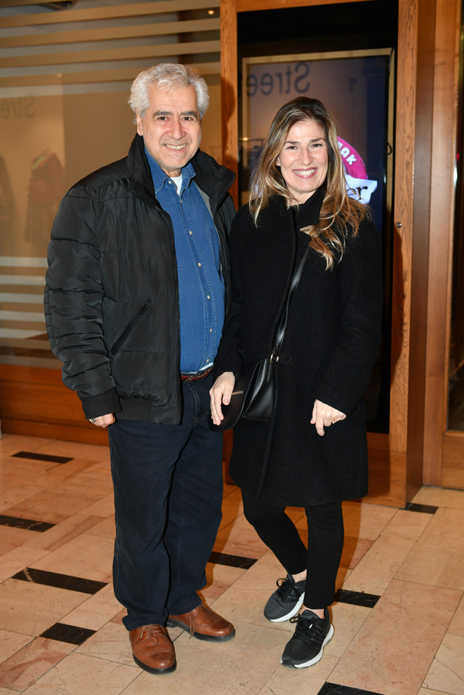 'MANİK ATAK' OYUNUNA RENKLİ GALA