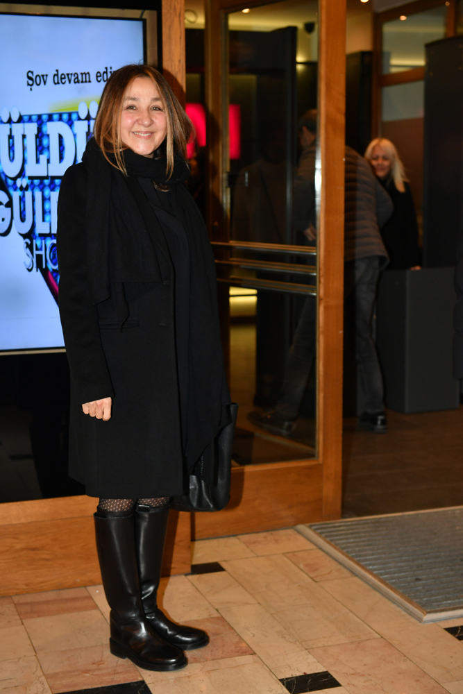 'MANİK ATAK' OYUNUNA RENKLİ GALA