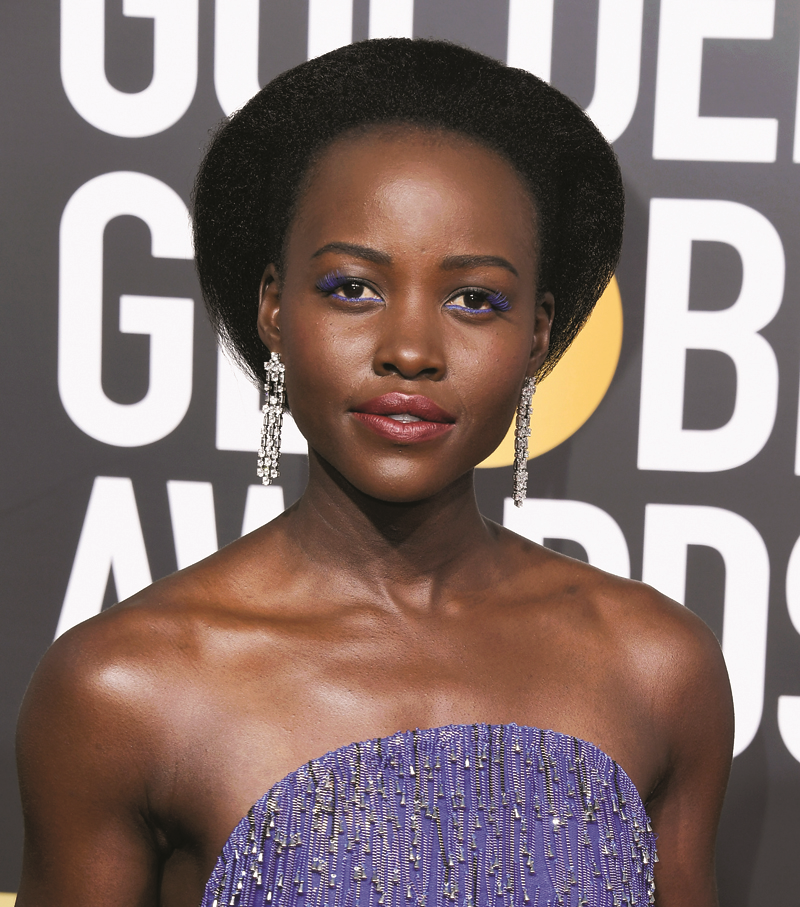 ÜNLÜLERDEN MAKYAJ SIRLARI