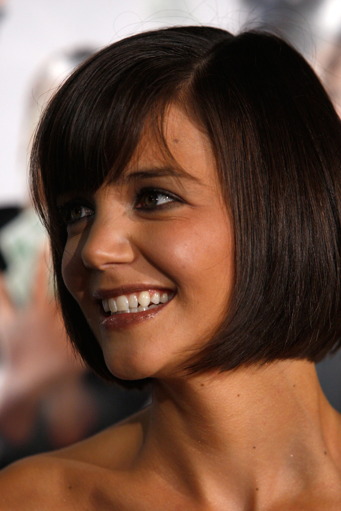 KUMRAL SAÇLARI İLE HAFIZALARIMIZA KAZINDILAR