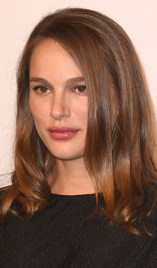 KUMRAL SAÇLARI İLE HAFIZALARIMIZA KAZINDILAR