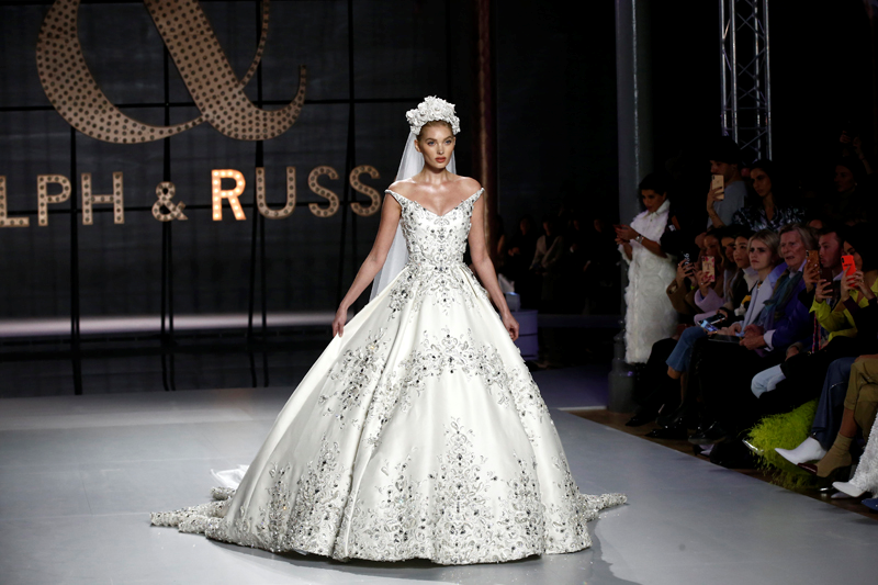 RALPH&RUSSO 2019 İLKBAHAR/YAZ HAUTE COUTURE DEFİLESİ