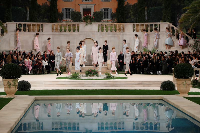 CHANEL 2019 İLKBAHAR/YAZ HAUTE COUTURE DEFİLESİ