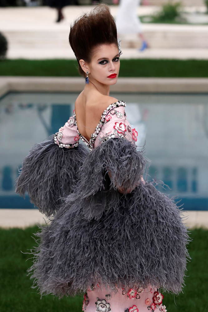 CHANEL 2019 İLKBAHAR/YAZ HAUTE COUTURE DEFİLESİ