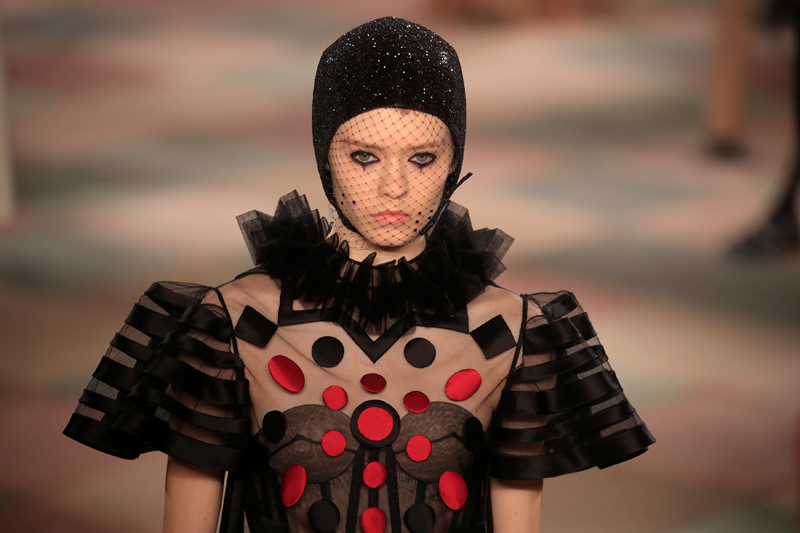 DIOR 2019 İLKBAHAR/YAZ HAUTE COUTURE DEFİLESİ