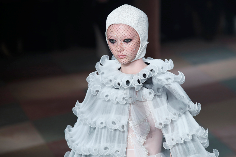 DIOR 2019 İLKBAHAR/YAZ HAUTE COUTURE DEFİLESİ