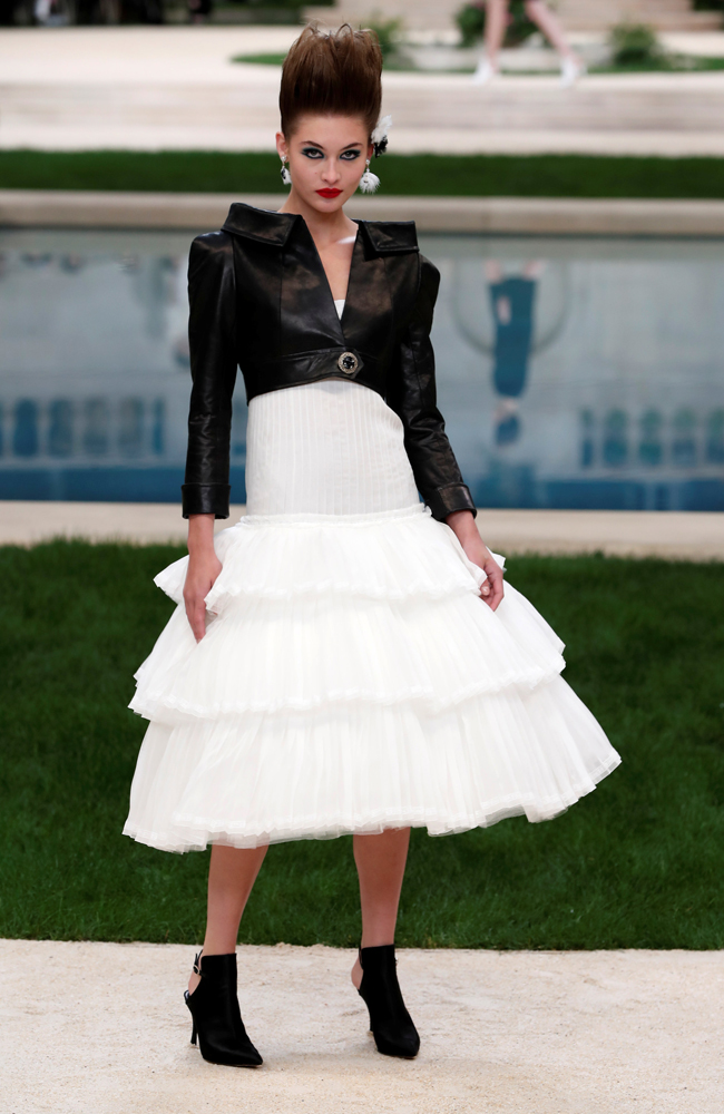 CHANEL 2019 İLKBAHAR/YAZ HAUTE COUTURE DEFİLESİ