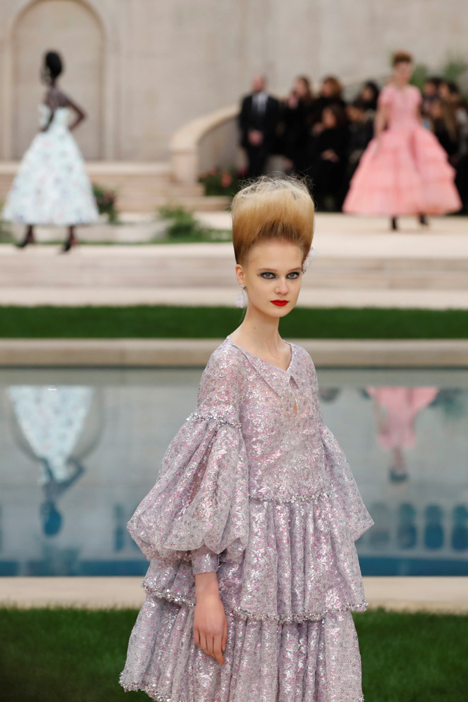 CHANEL 2019 İLKBAHAR/YAZ HAUTE COUTURE DEFİLESİ
