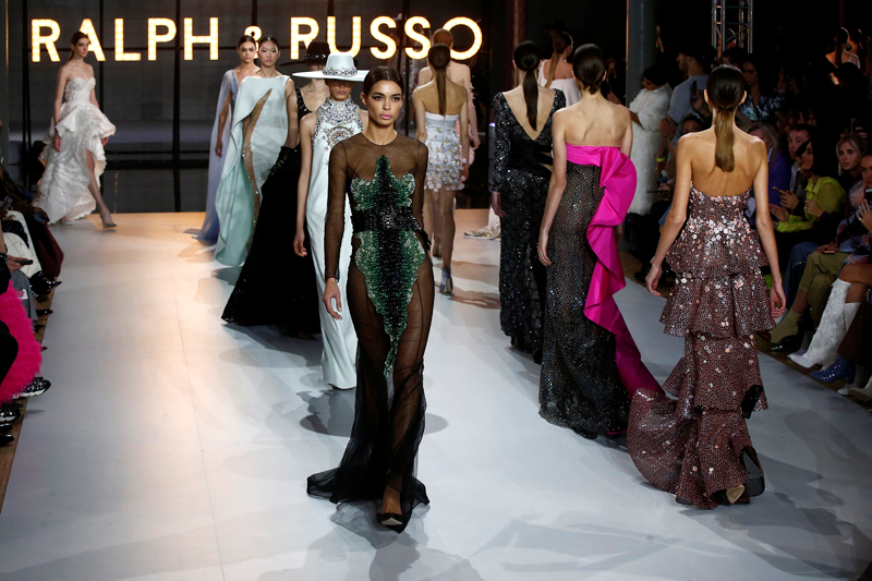 RALPH&RUSSO 2019 İLKBAHAR/YAZ HAUTE COUTURE DEFİLESİ