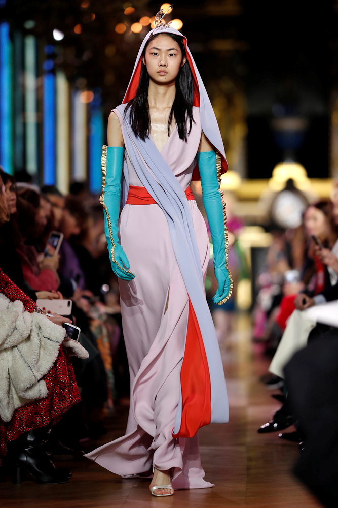 SCHIAPARELLI 2019 İLKBAHAR/YAZ HAUTE COUTURE DEFİLESİ