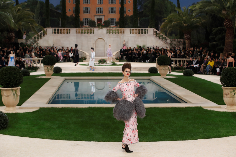 CHANEL 2019 İLKBAHAR/YAZ HAUTE COUTURE DEFİLESİ