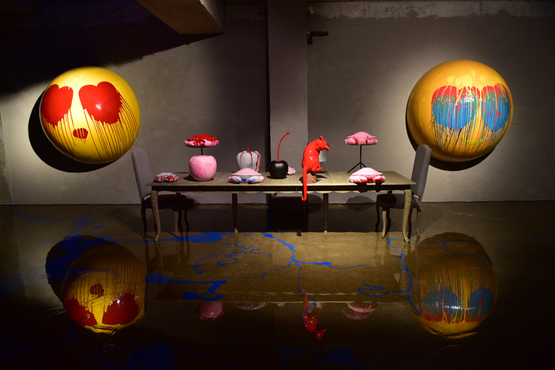 ŞEHRİN IŞIKLARINA KARIŞAN SERGİ: NEVERLAND