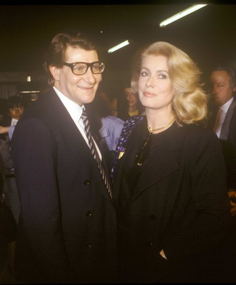 CATHERINE DENEUVENÜN GARDIROBU SATIŞA ÇIKIYOR