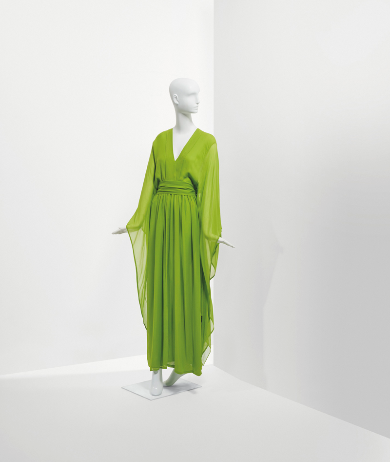 CATHERINE DENEUVENÜN GARDIROBU SATIŞA ÇIKIYOR