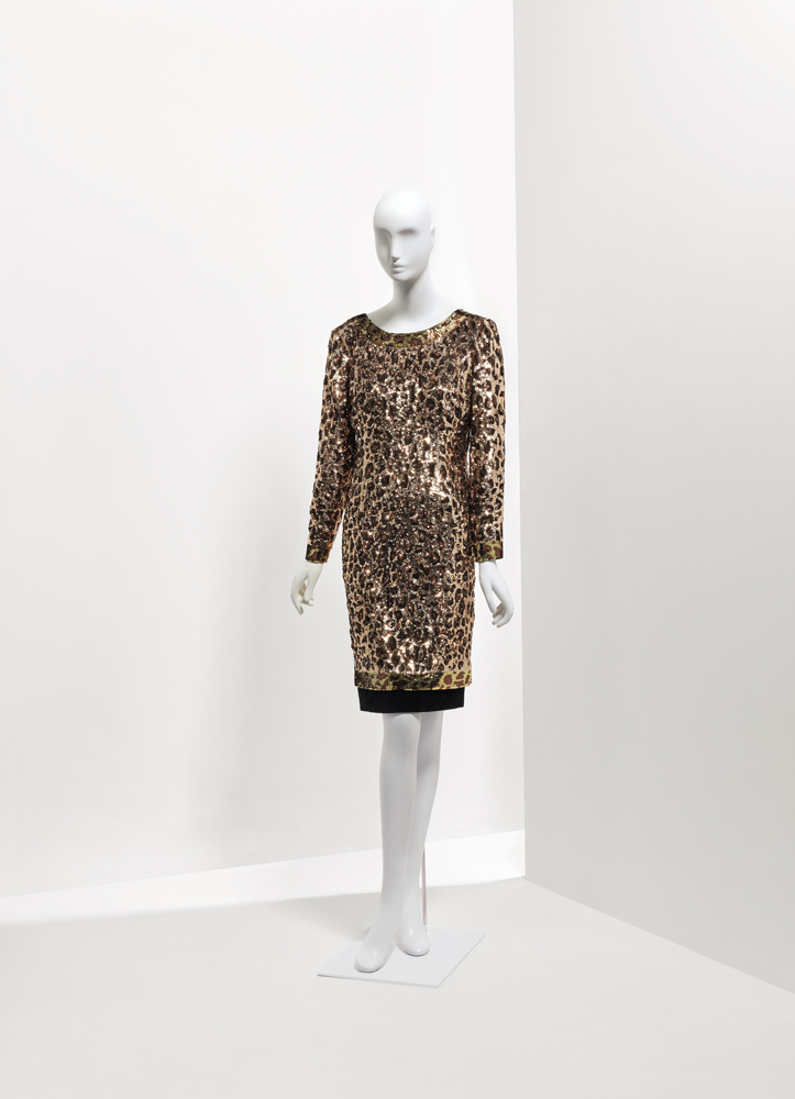 CATHERINE DENEUVENÜN GARDIROBU SATIŞA ÇIKIYOR