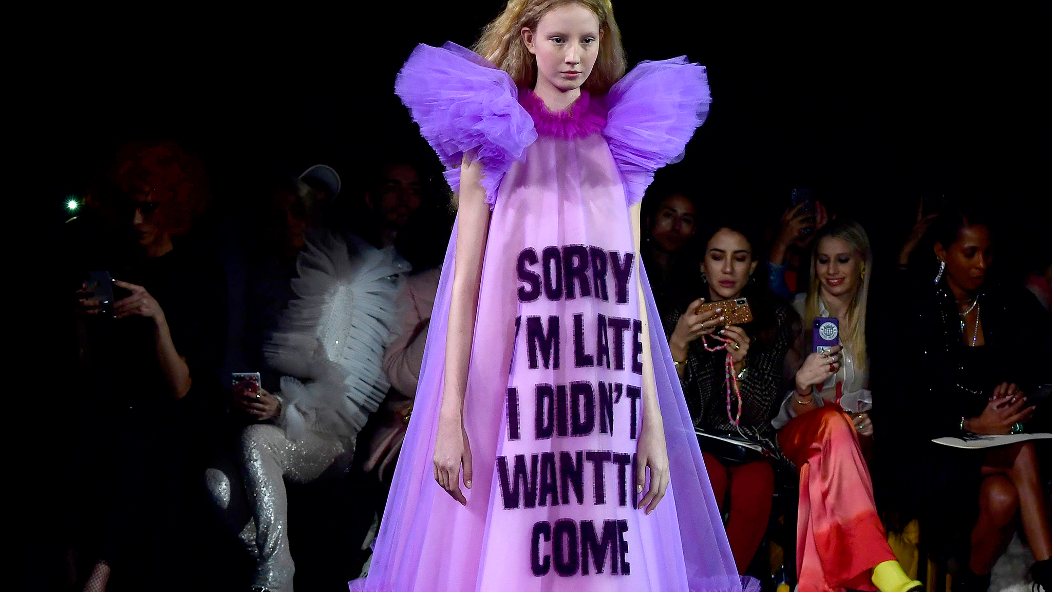 VIKTOR&ROLF DEFİLESİ