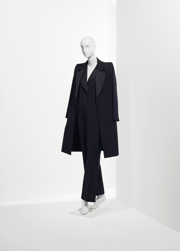 CATHERINE DENEUVENÜN GARDIROBU SATIŞA ÇIKIYOR