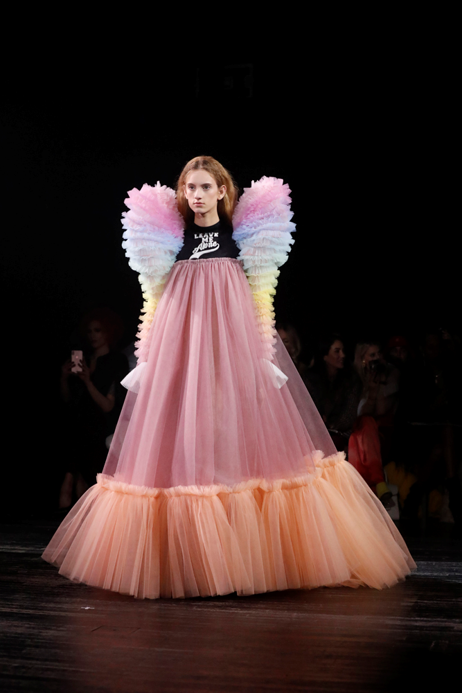 VIKTOR&ROLF DEFİLESİ