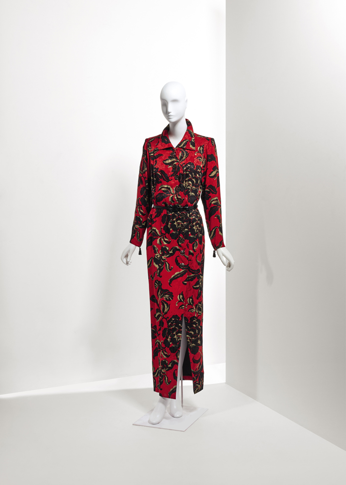 CATHERINE DENEUVENÜN GARDIROBU SATIŞA ÇIKIYOR