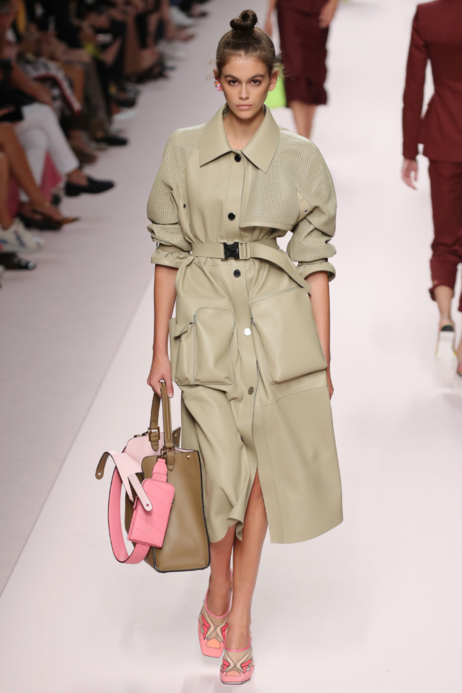 KAIA GERBER ETKİSİ