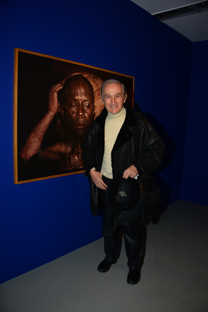 THEO ESHETU’DAN ‘YÜZLER YERLER’  