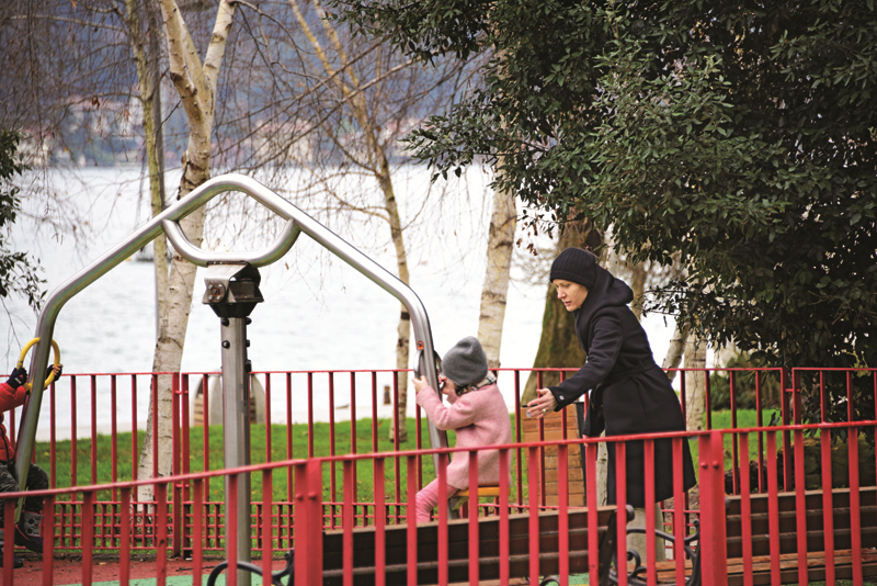 İSTANBUL CADDELERİ