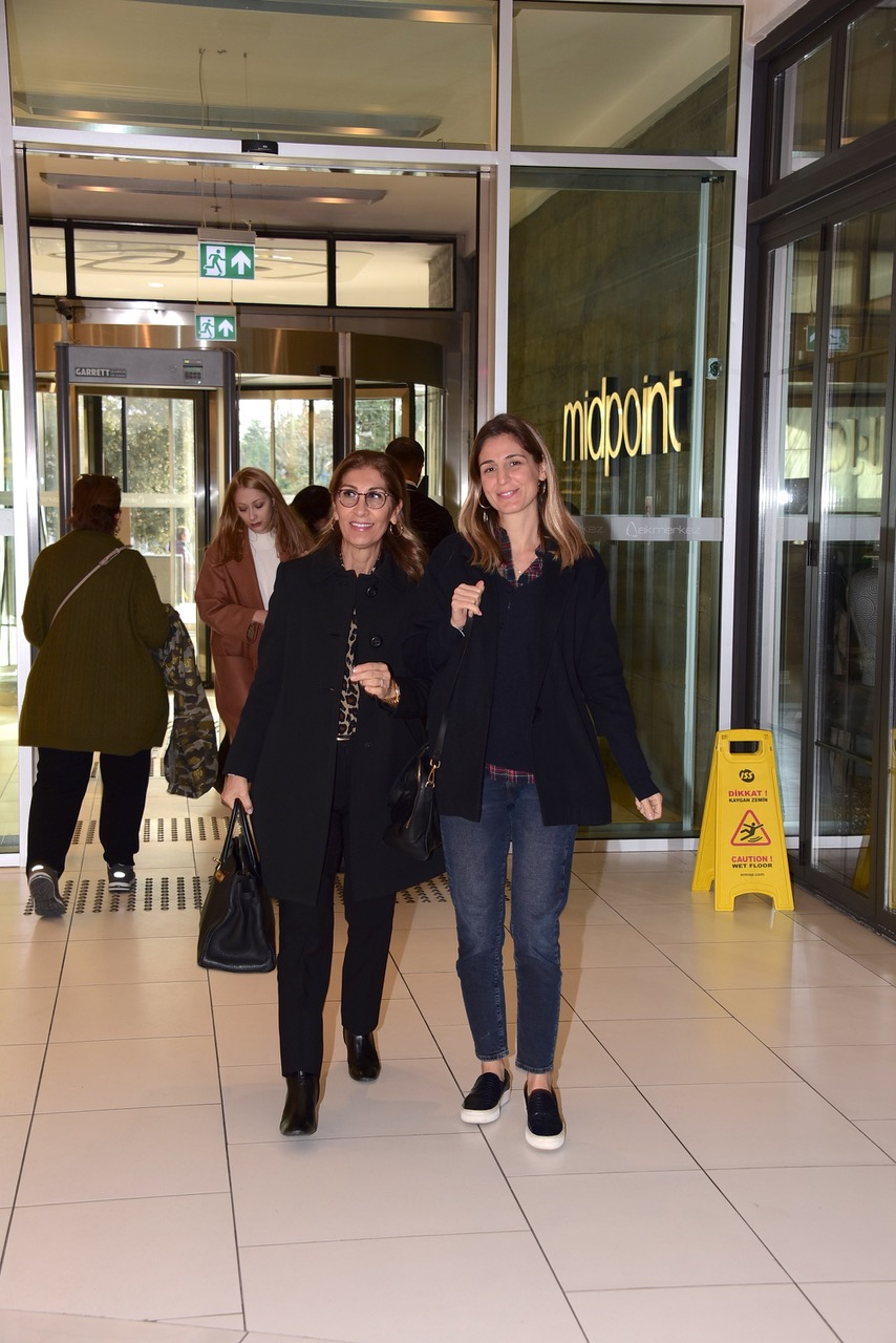 İSTANBUL CADDELERİ