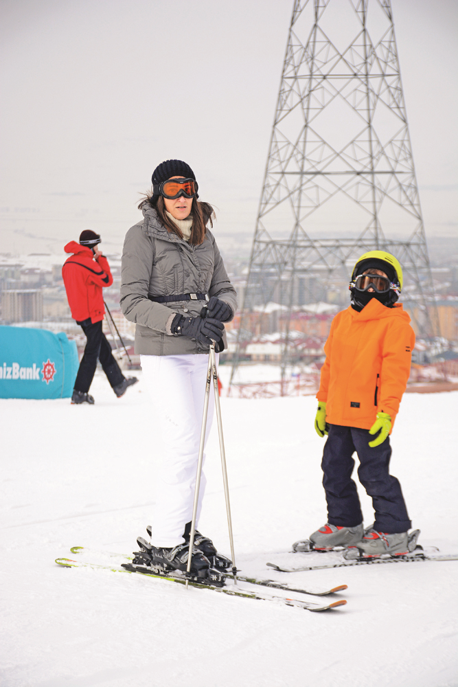 ZİRVEDE DOĞUM GÜNÜ