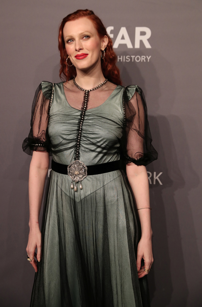 AMFAR GALA’DA MODELLER GEÇİDİ