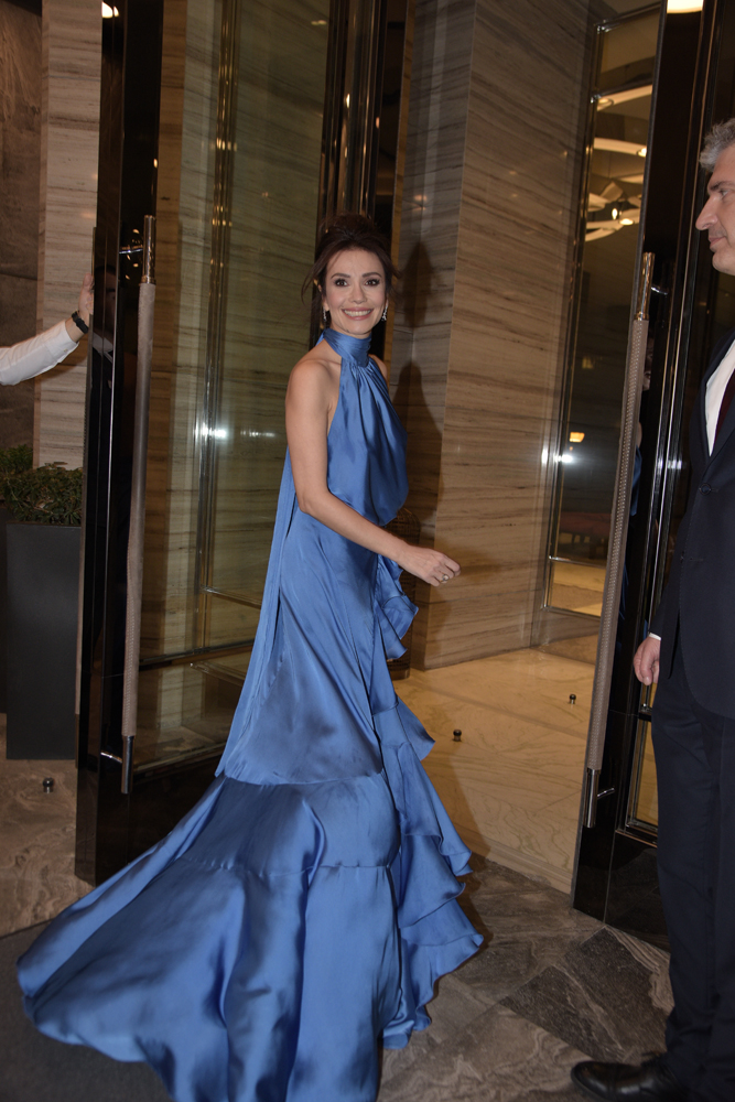 HAZAL KAYA VE ALİ ATAY EVLENDİ