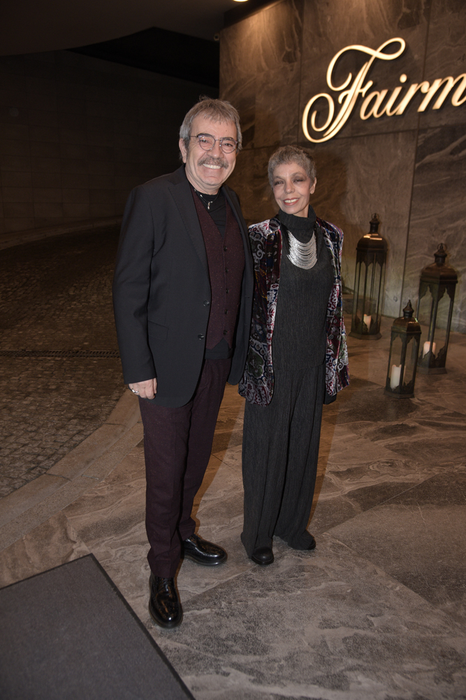 HAZAL KAYA VE ALİ ATAY EVLENDİ