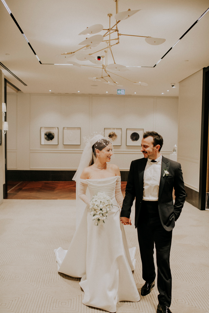 HAZAL KAYA VE ALİ ATAY EVLENDİ