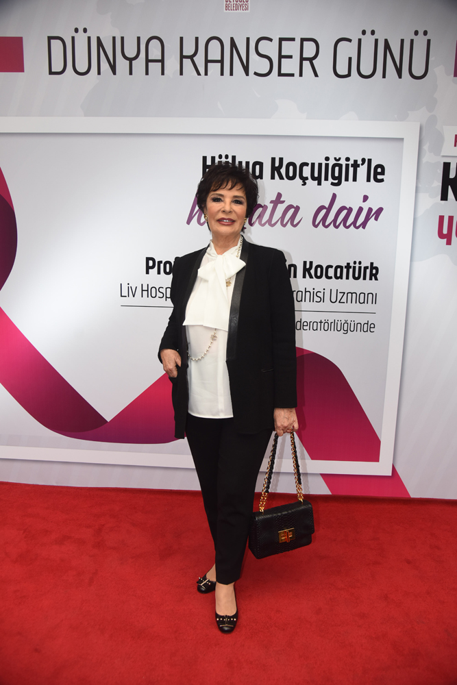 HÜLYA KOÇYİĞİT'TEN UMUT DOLU SÖYLEŞİ