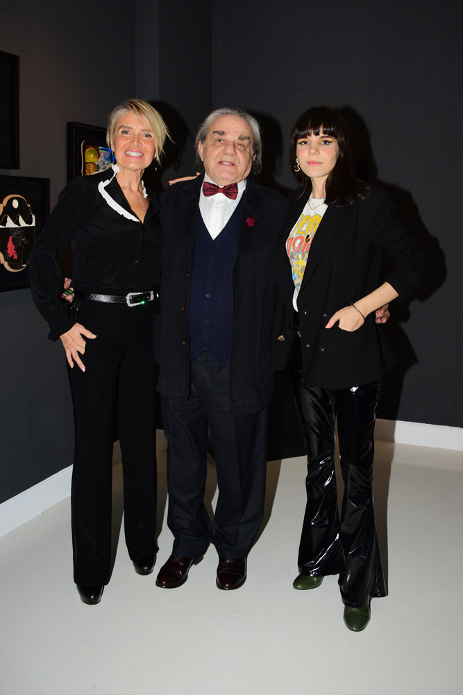 'TAHAYYÜLLER OKYANUSUNDA İKİ KUŞ'