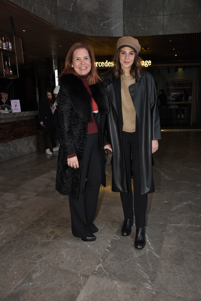 ALICE MÜZİKALİ İZLEYİCİ İLE BULUŞTU