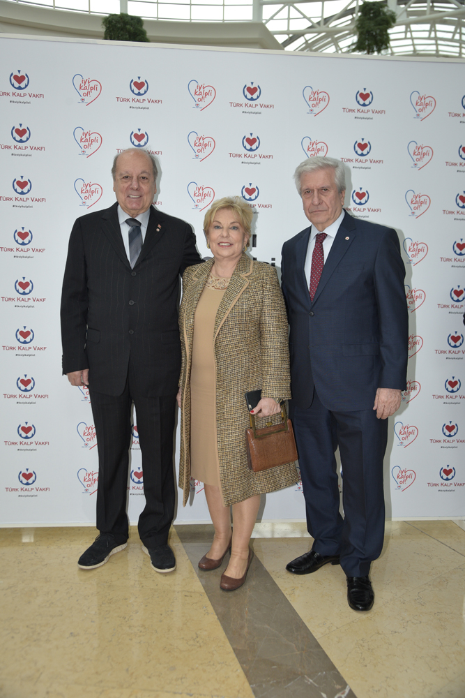 11 ÜNLÜ İSİMDEN  ÖRNEK PROJE  ’İYİ KALPLİ OL’ 