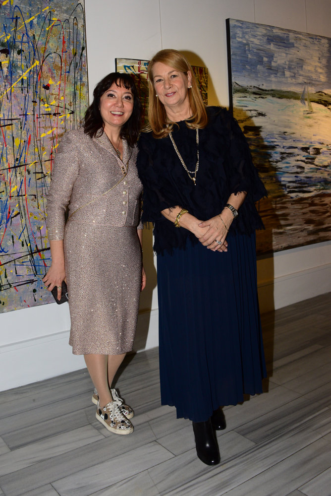 ADİLE N. OSMANOĞLU’NDAN ‘GÖRDÜĞÜM GİBİ’