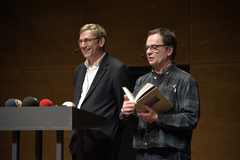 ORHAN PAMUK’UN BALKONUNDAN İSTANBUL