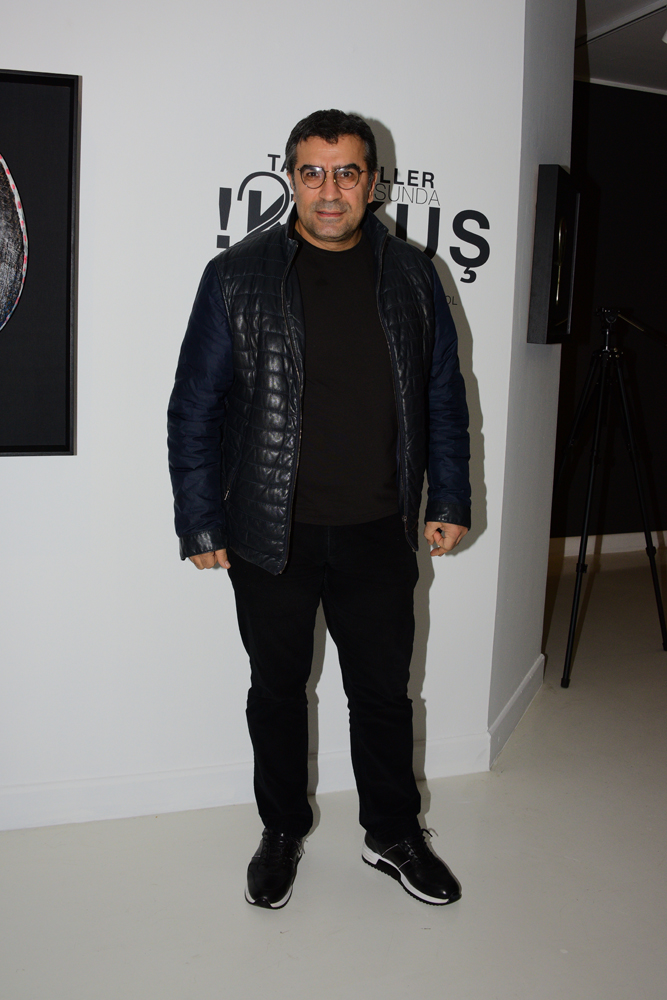 'TAHAYYÜLLER OKYANUSUNDA İKİ KUŞ'