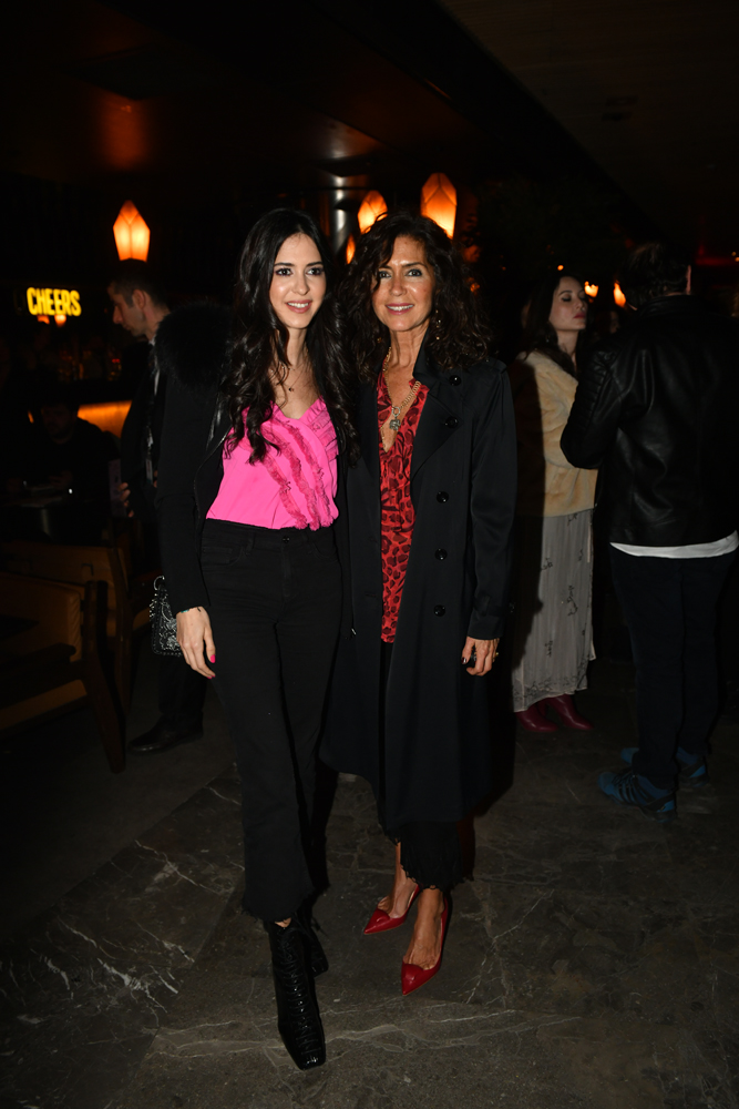 ALICE MÜZİKALİ İZLEYİCİ İLE BULUŞTU