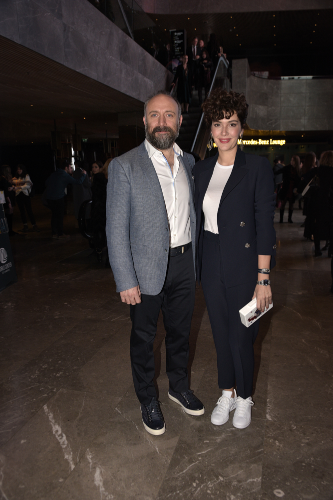 ALICE MÜZİKALİ İZLEYİCİ İLE BULUŞTU