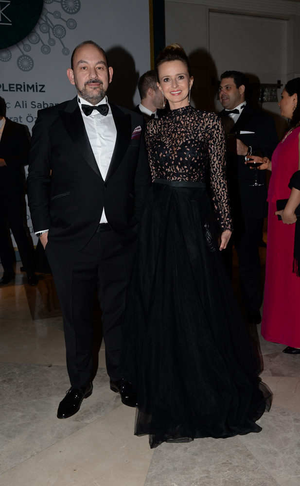 GENÇ GİRİŞİMCİLERDEN  GIVEBACK GALA